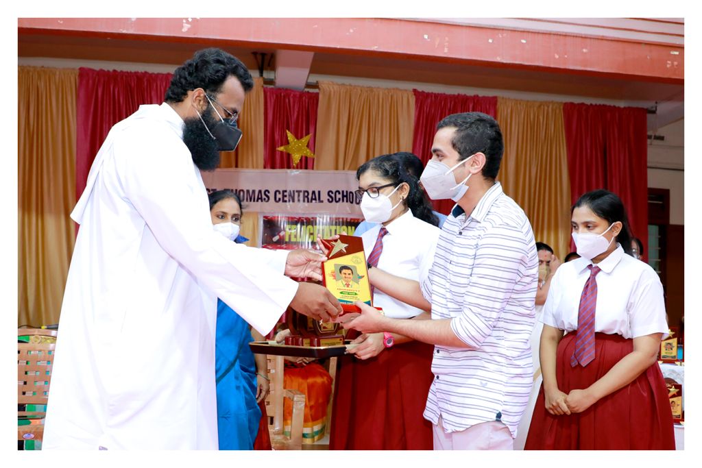 Felicitation of School Toppers 